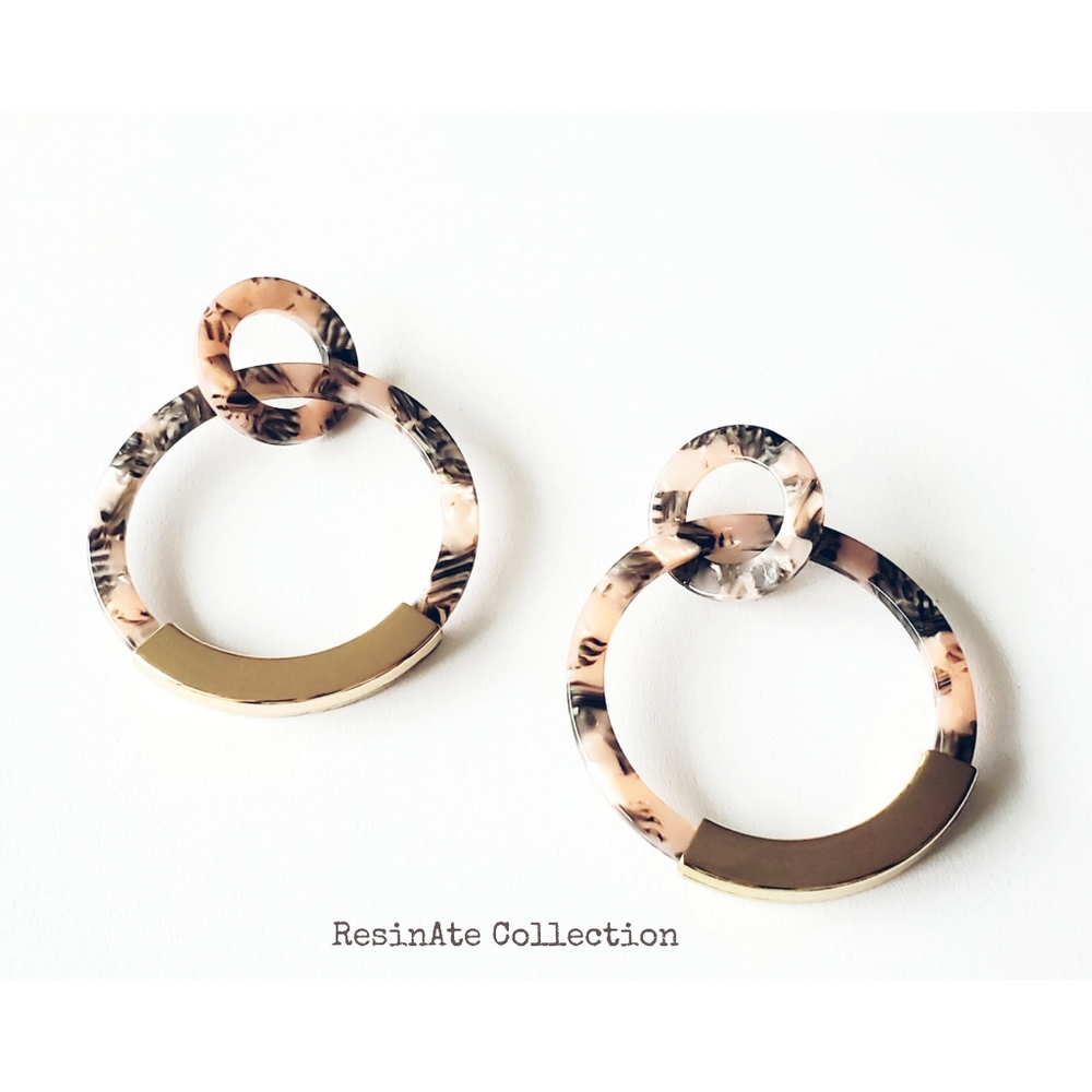 Multicolor Resin Round Earrings